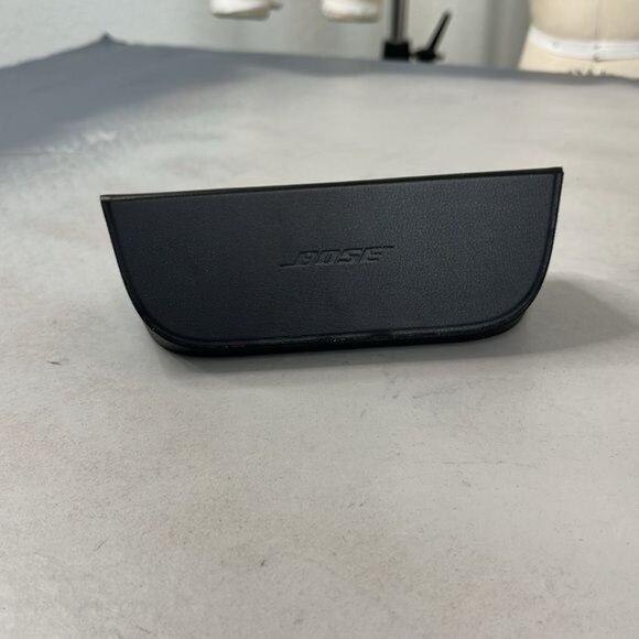 Bose Frames Alto Audio Sunglasses with Open Ear Headphones Black with Bluetooth - Picture 8 of 14